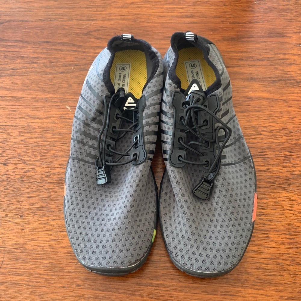 SIMARI Men/Women Water Shoes Quick-Dry Aqua Socks Barefoot Drawstring Size 40 - Picture 2 of 10